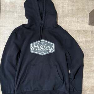 Hurley Men's Black Pullover Hoodie with Raised Logo